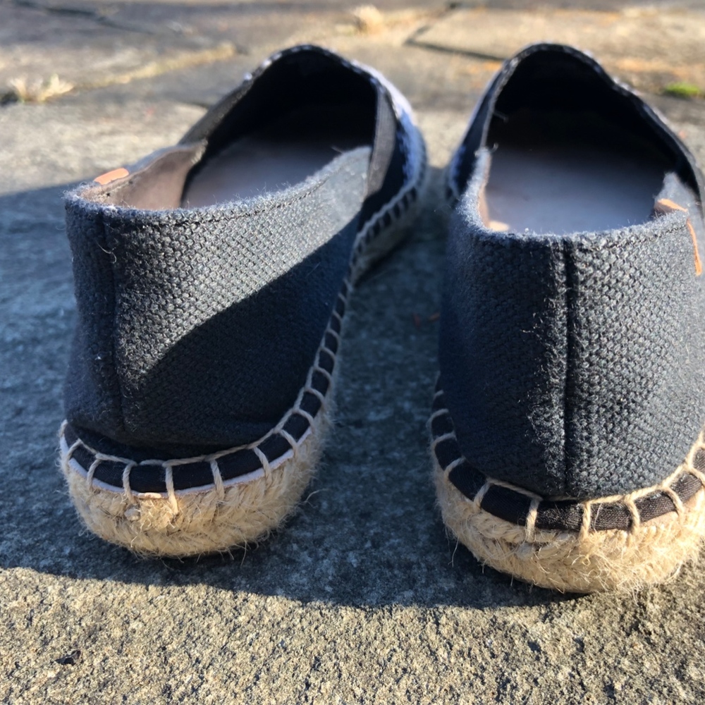 Practically New Sperry Espadilles - image 5